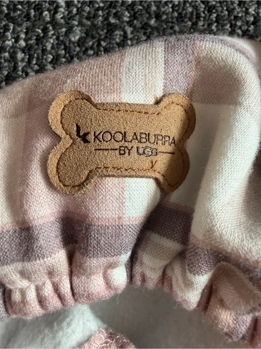 Koolaburra Pet Pajamas UGG Plaid Fleece Dog Small Breed Read Warm Cozy PJs